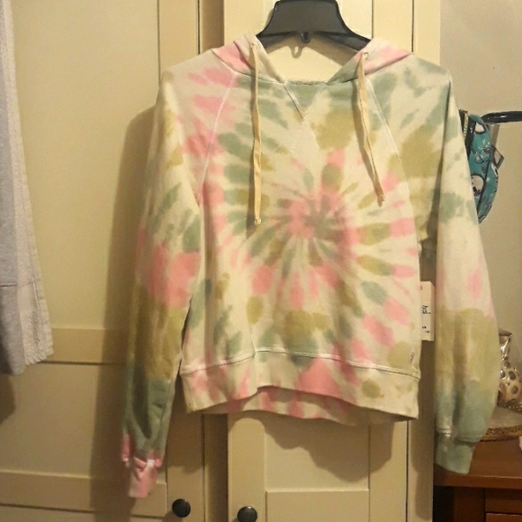 Billabong Tops - Billabong Hoodie Terry Pullover